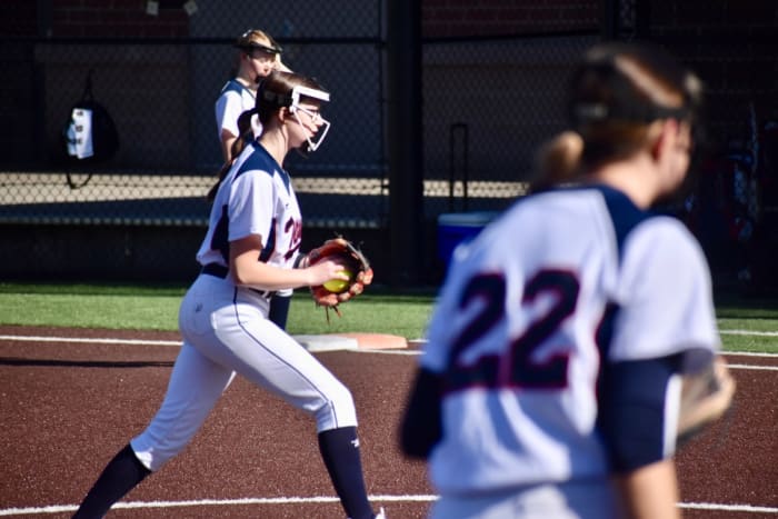 2024 Auburn Riverside Fastpich Invite - Pe Ell/Willapa Valley vs. Enumclaw (Lauren Emery)